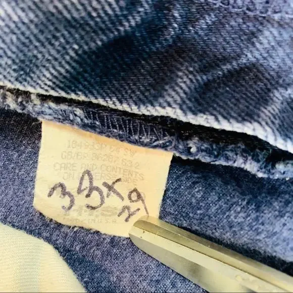 Vintage High Waist Mom Jeans Dark Wash 32" Waist - Picture 6 of 8